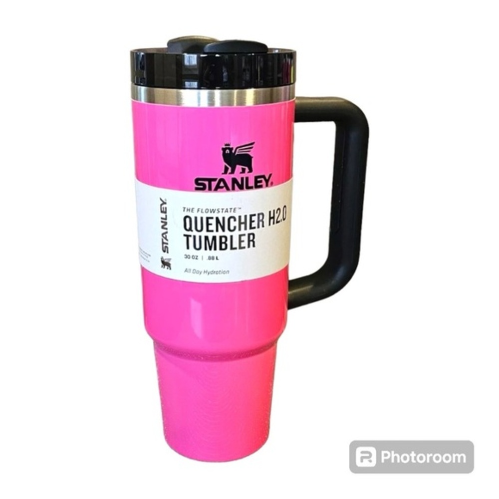 Stanley Tumbler 30 oz Neon Pink NIB
